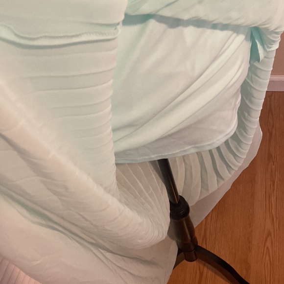 Mint Green Pleated Long Skirt - Picture 6 of 8